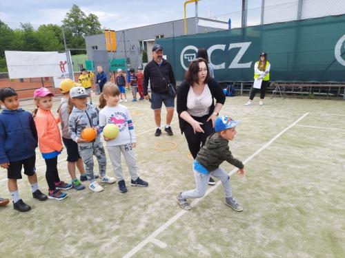 Sportuj 22 - Berušky na přehlídce sportů